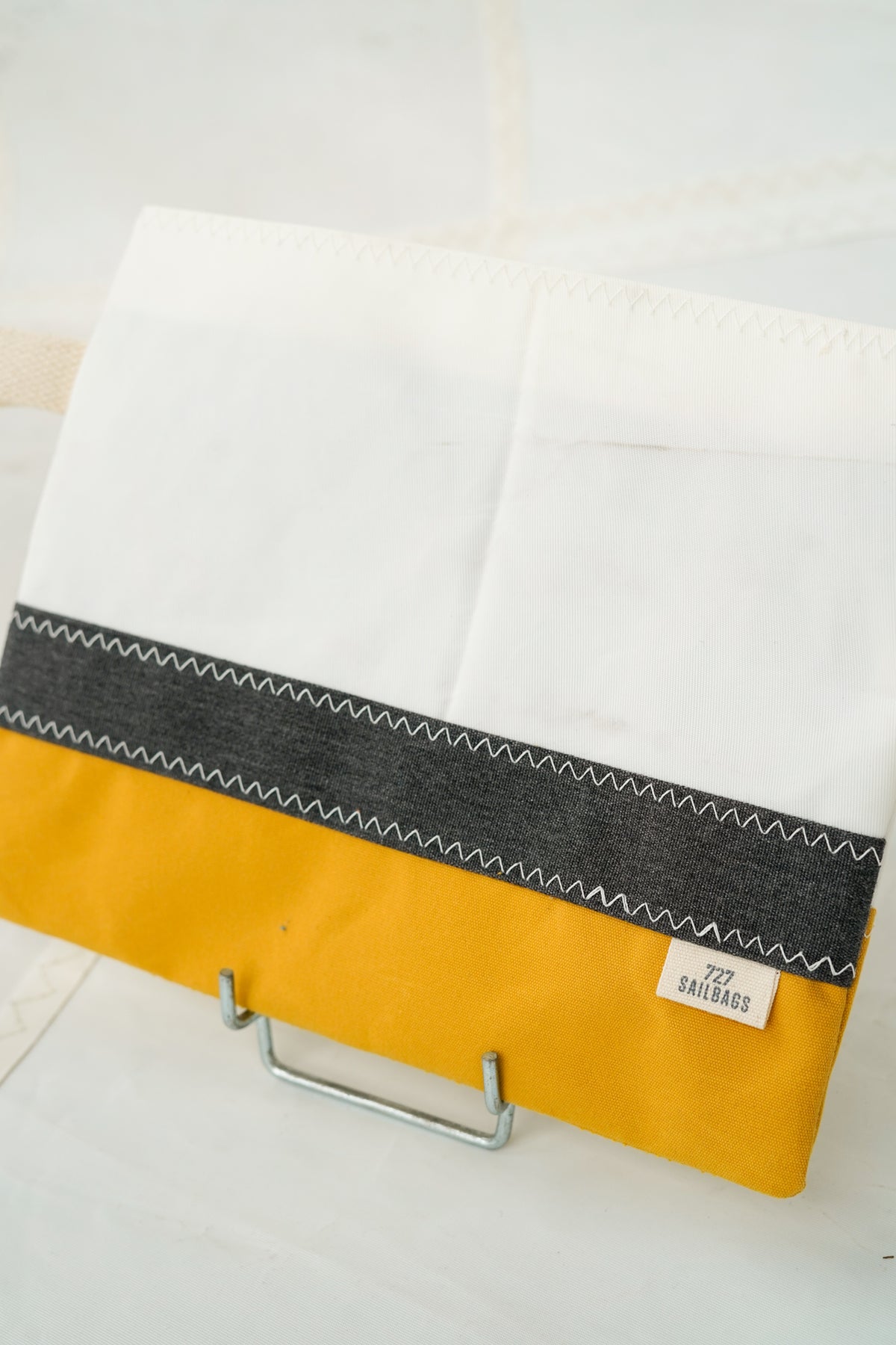 Pochette Éole · Moutarde
