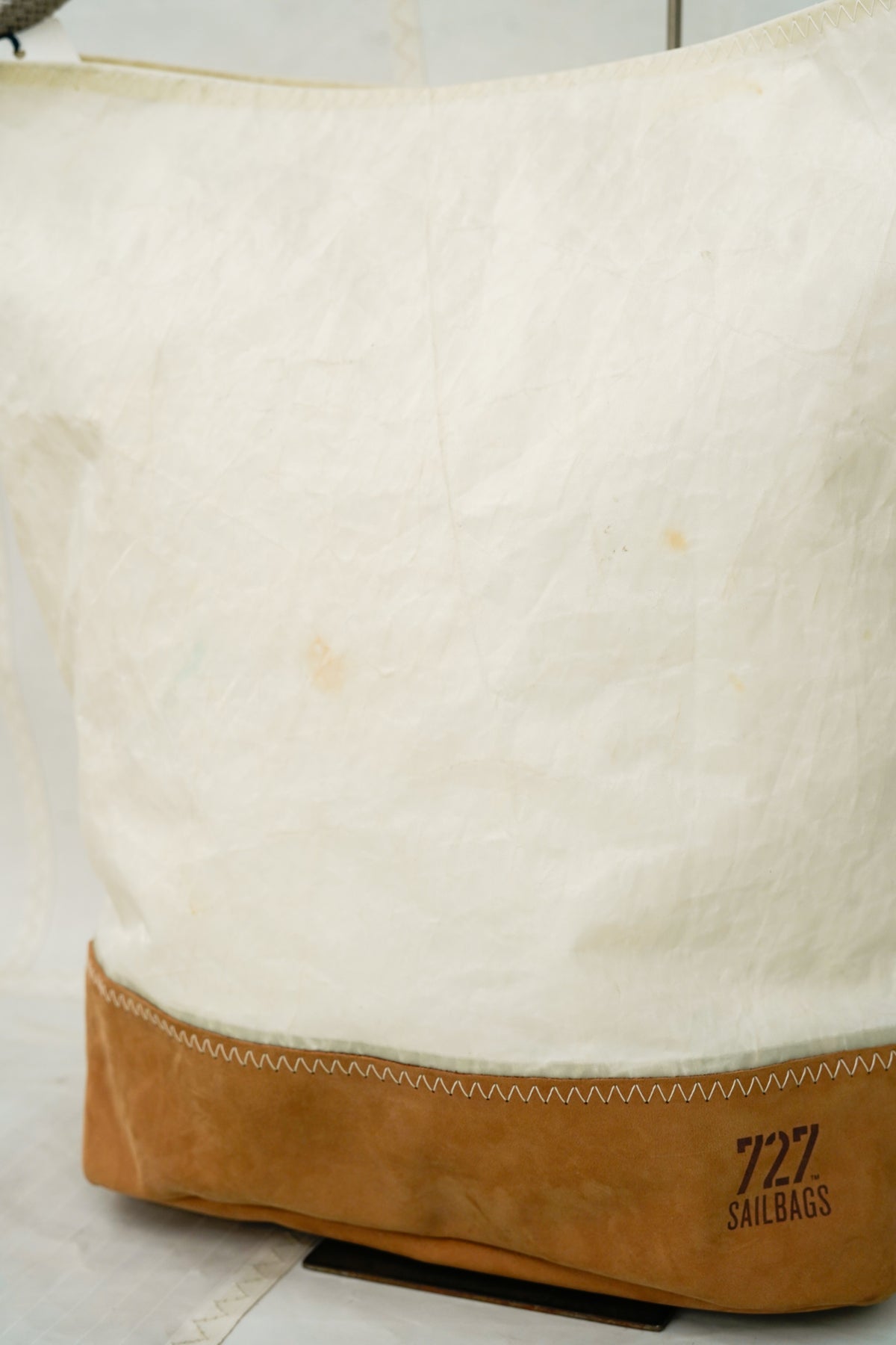 Grand sac cabas - Cuir camel et voile vintage