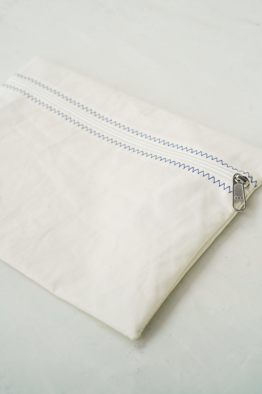 Grande pochette zippée blanche