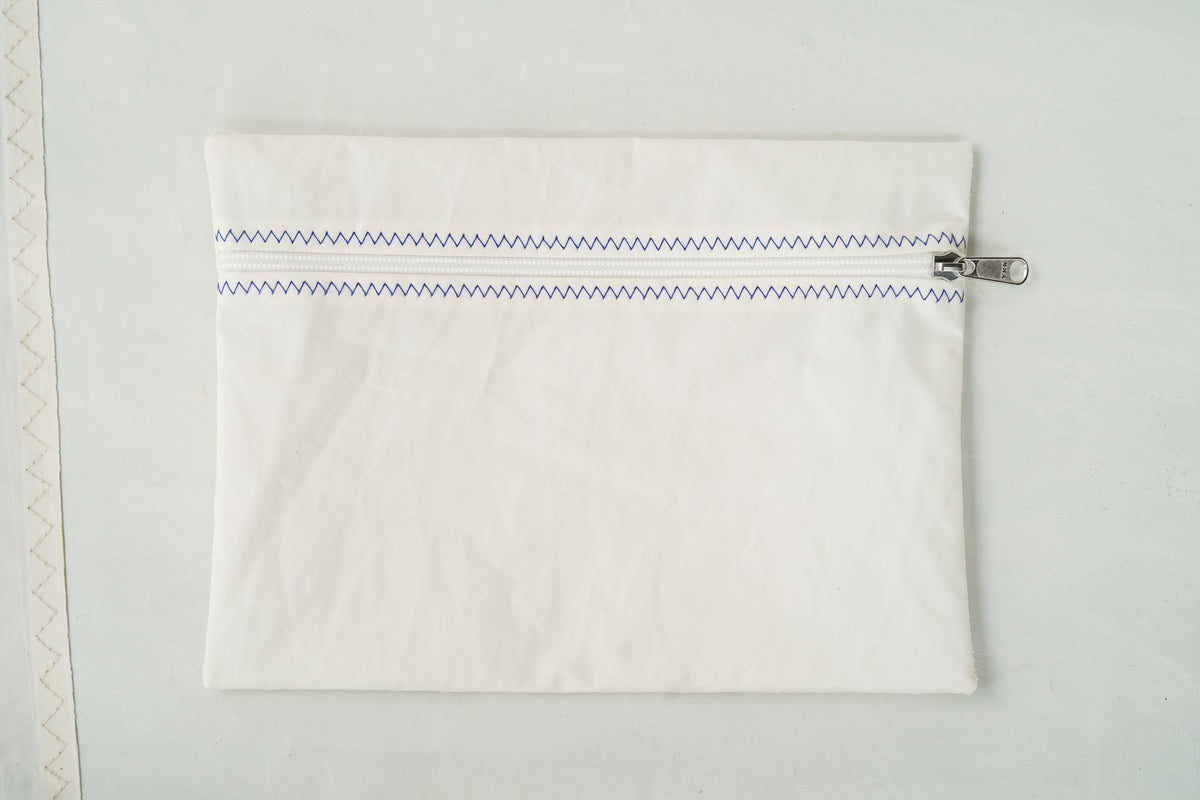 Grande pochette zippée blanche