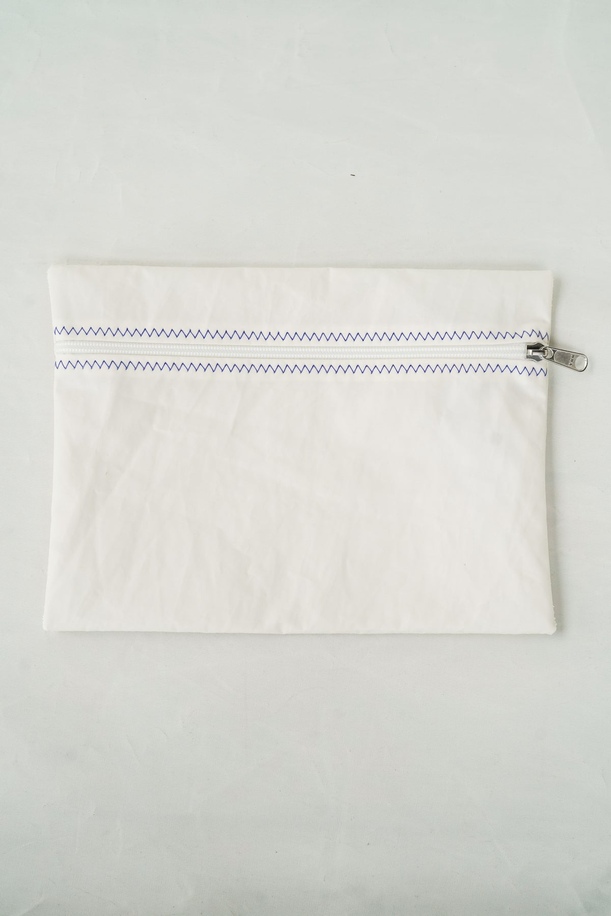 Grande pochette zippée blanche