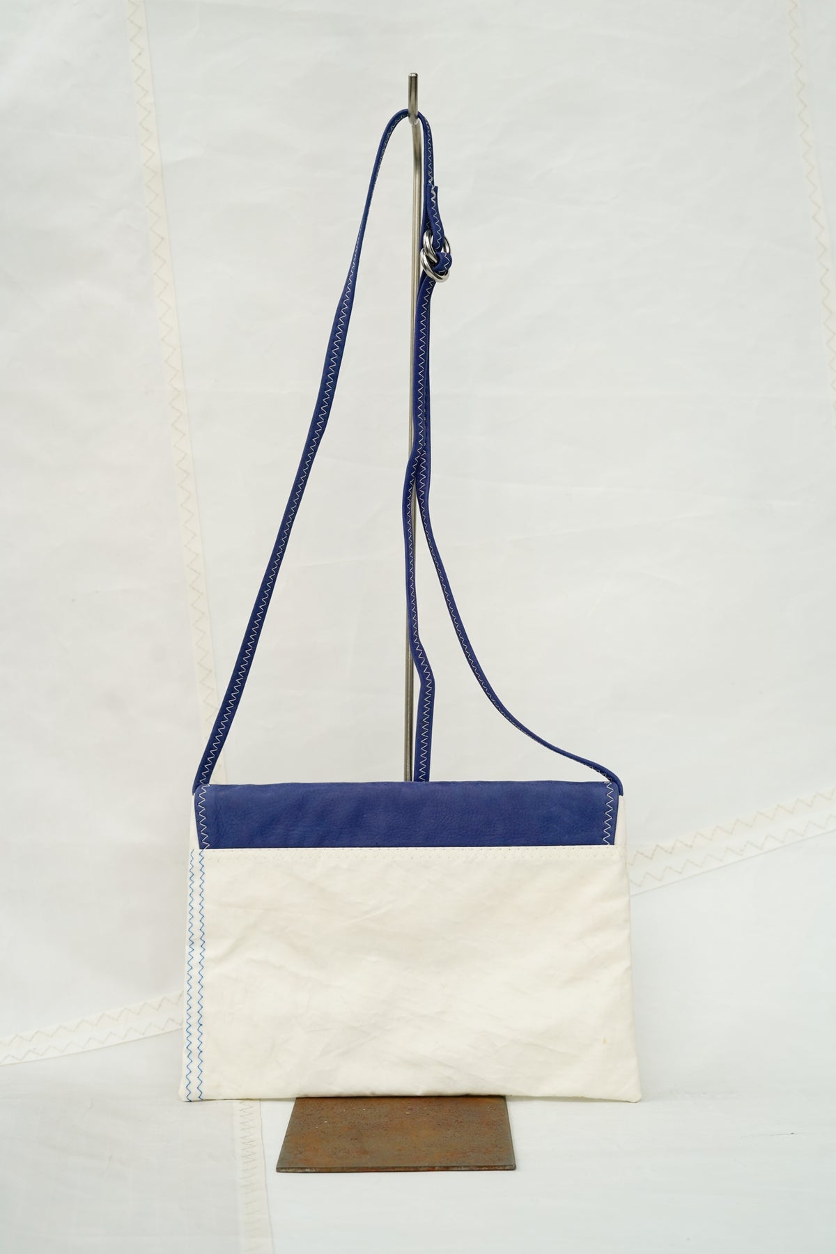 Sac bandoulière Lys · Bleu roi