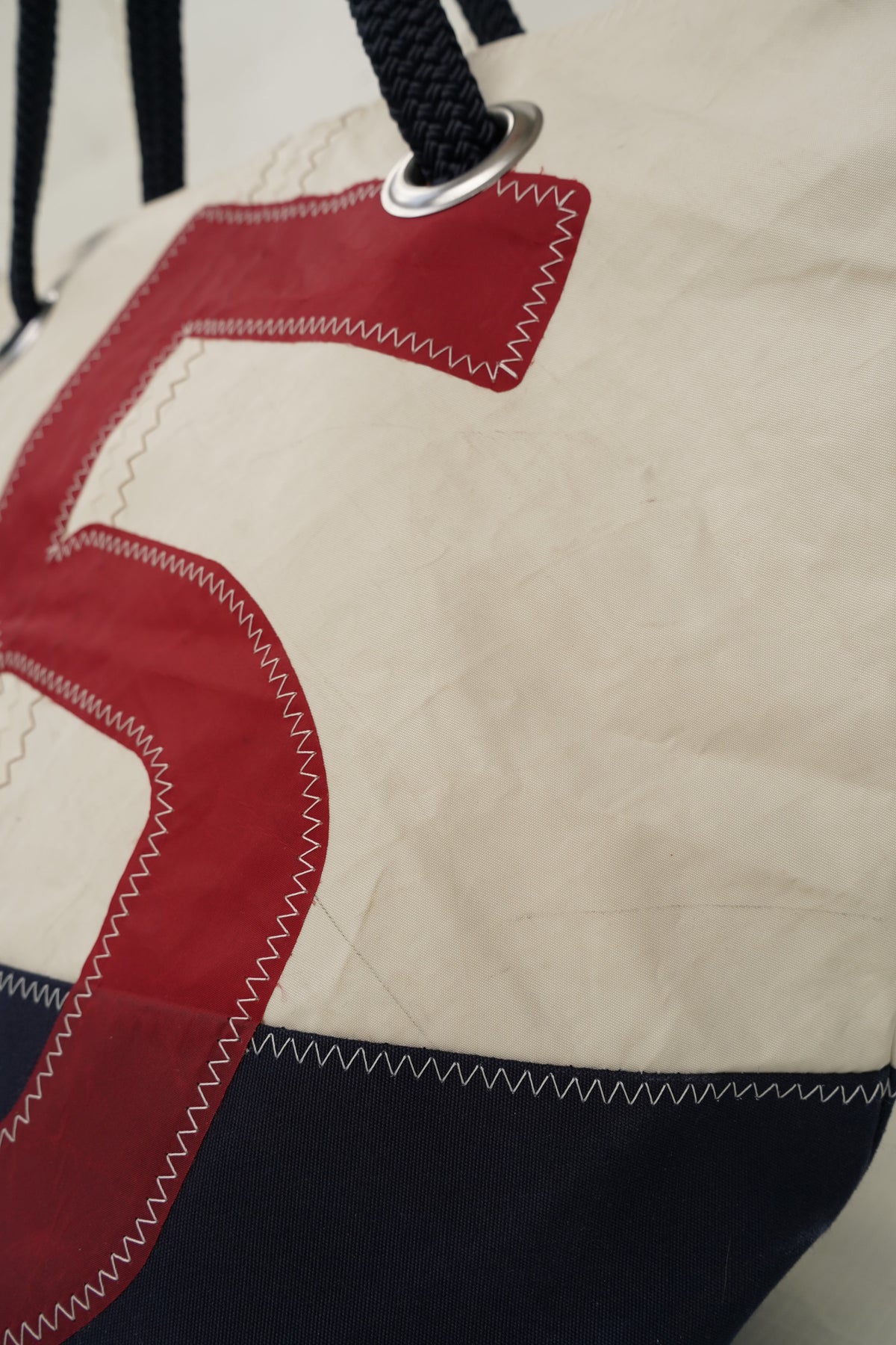 Sac à main Sandy · Navy rouge