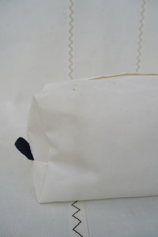 Trousse de toilette Windy  · 10 rouge