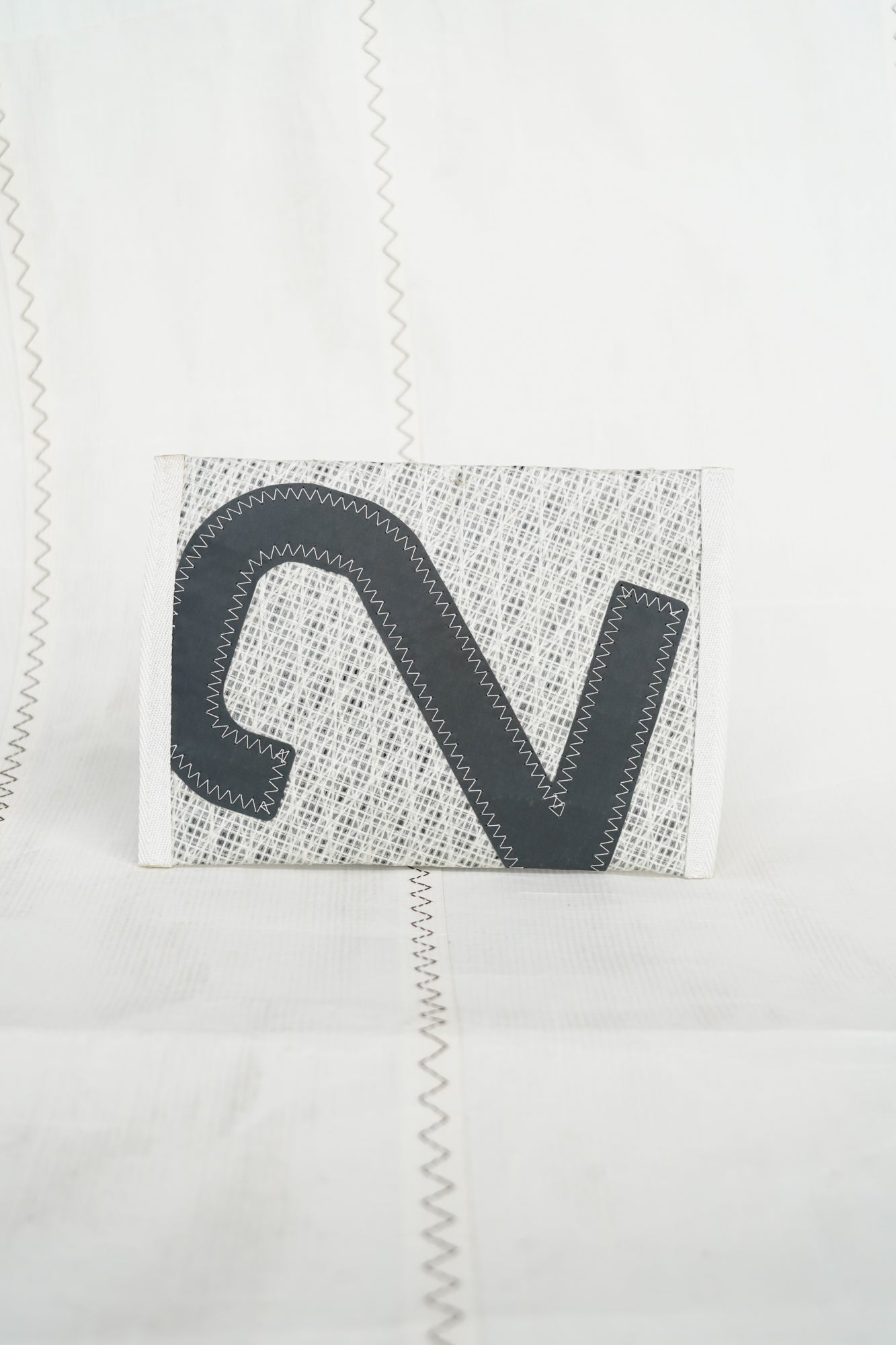 Pochette zippée voile technique 2 gris