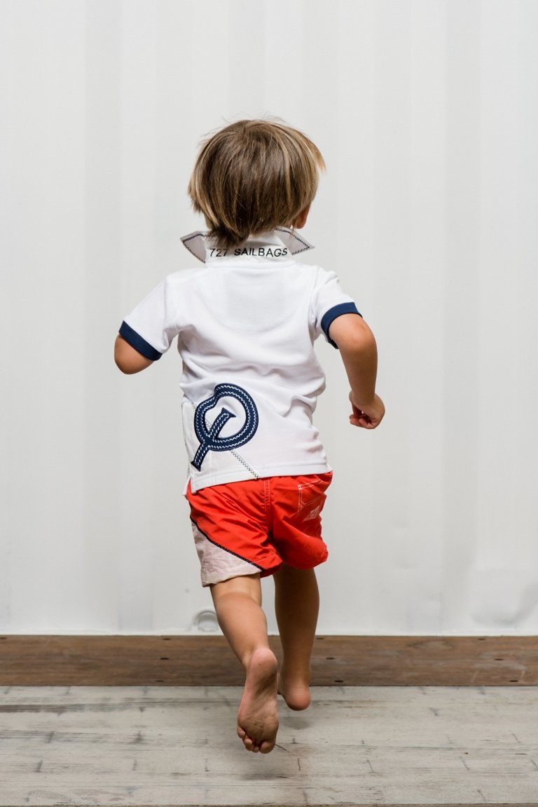 Polo blanc chiffre marine